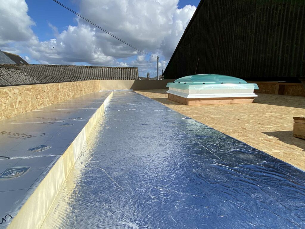 Extension bureau professionnel lampaul guimiliau menuiserie ollivier 3