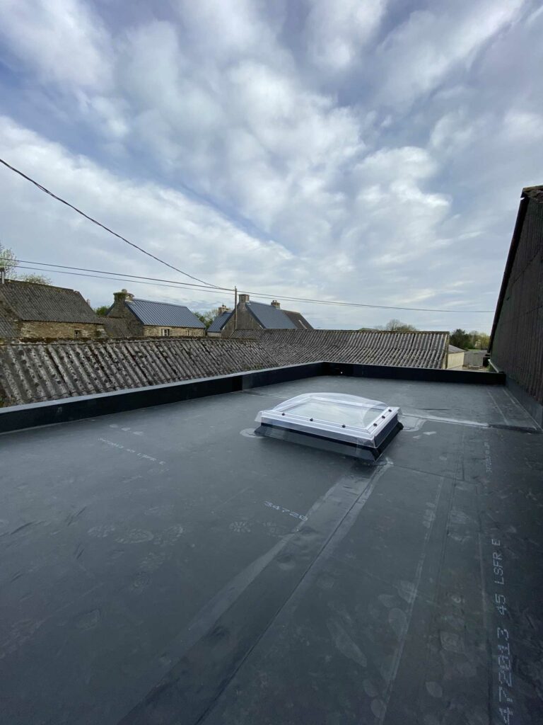 Extension bureau professionnel lampaul guimiliau menuiserie ollivier 4