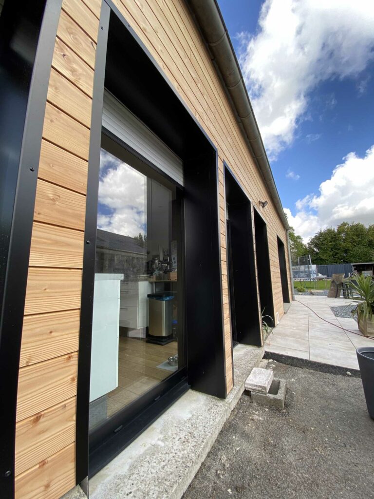 bardage bois habillage maison landivisiau menuiserie ollivier 4