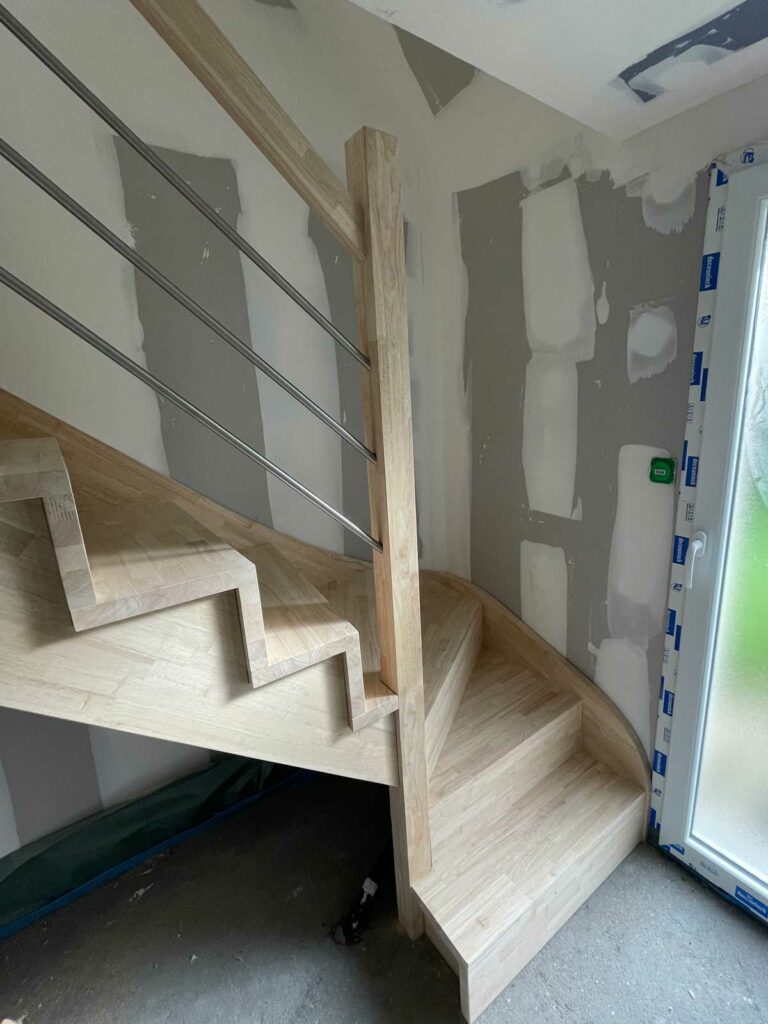 menuiserie ollivier fabrication pose escalier sur mesure 2