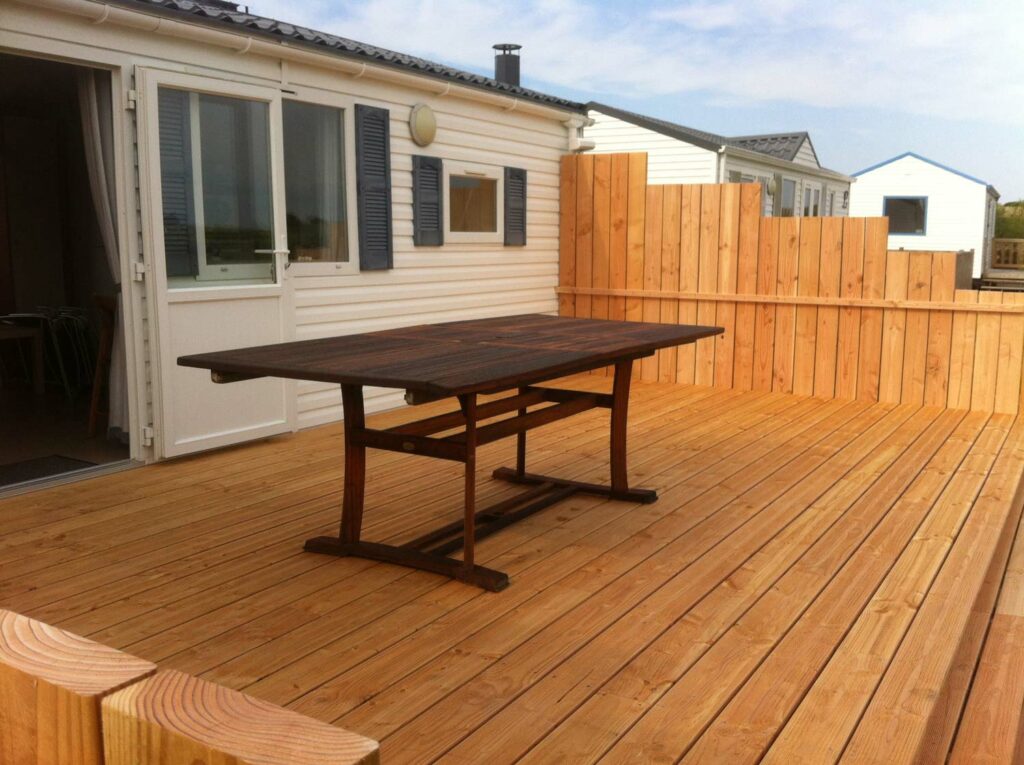 terrasse bois pare vue mobil home finistere 3