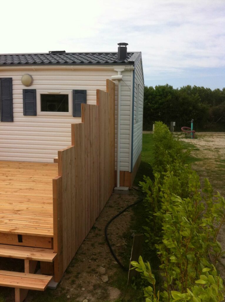 terrasse bois pare vue mobil home finistere 7
